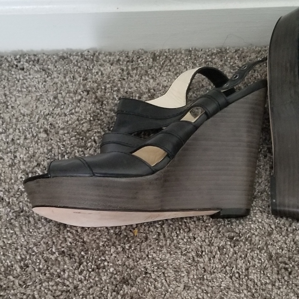 Coach Sandals - Picture 3 of 5